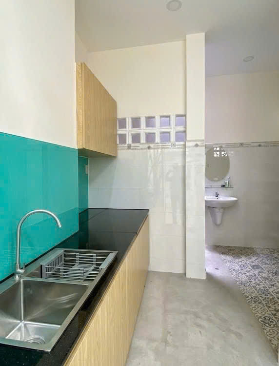 Bán nhà mới Lý Chính Thắng, QUẬN 3, DT 57 m2, giá 7.5 tỷ