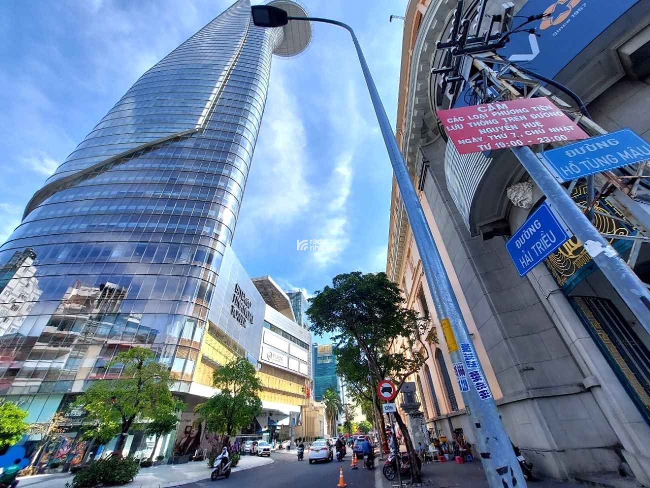 Nhà mặt tiền Khu phố đi bộ Nguyễn Huệ trung tâm Quận 1 Giá 98.9 tỷ