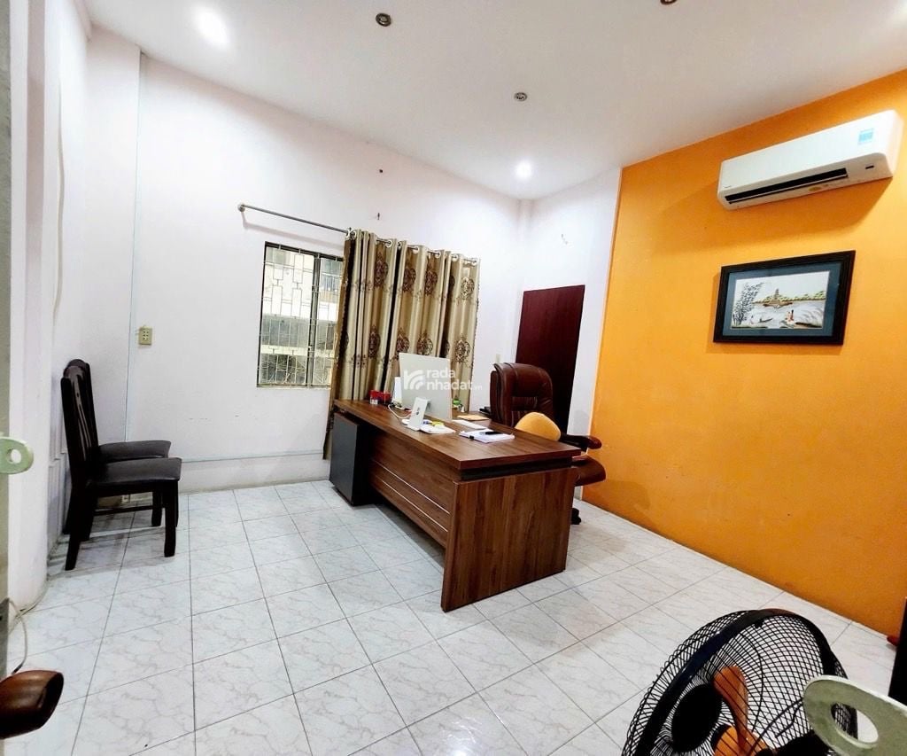 Bán nhà mặt tiền Q1, 64m2, 2 mặt tiền trước sau, Lề 6m, Giá đẹp 21.5 Tỷ TL tốt