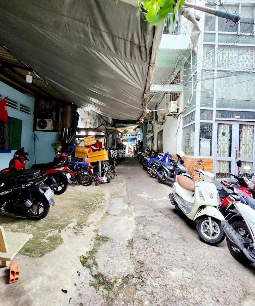 Bán nhà mặt tiền Q1, 64m2, 2 mặt tiền trước sau, Lề 6m, Giá đẹp 21.5 Tỷ TL tốt