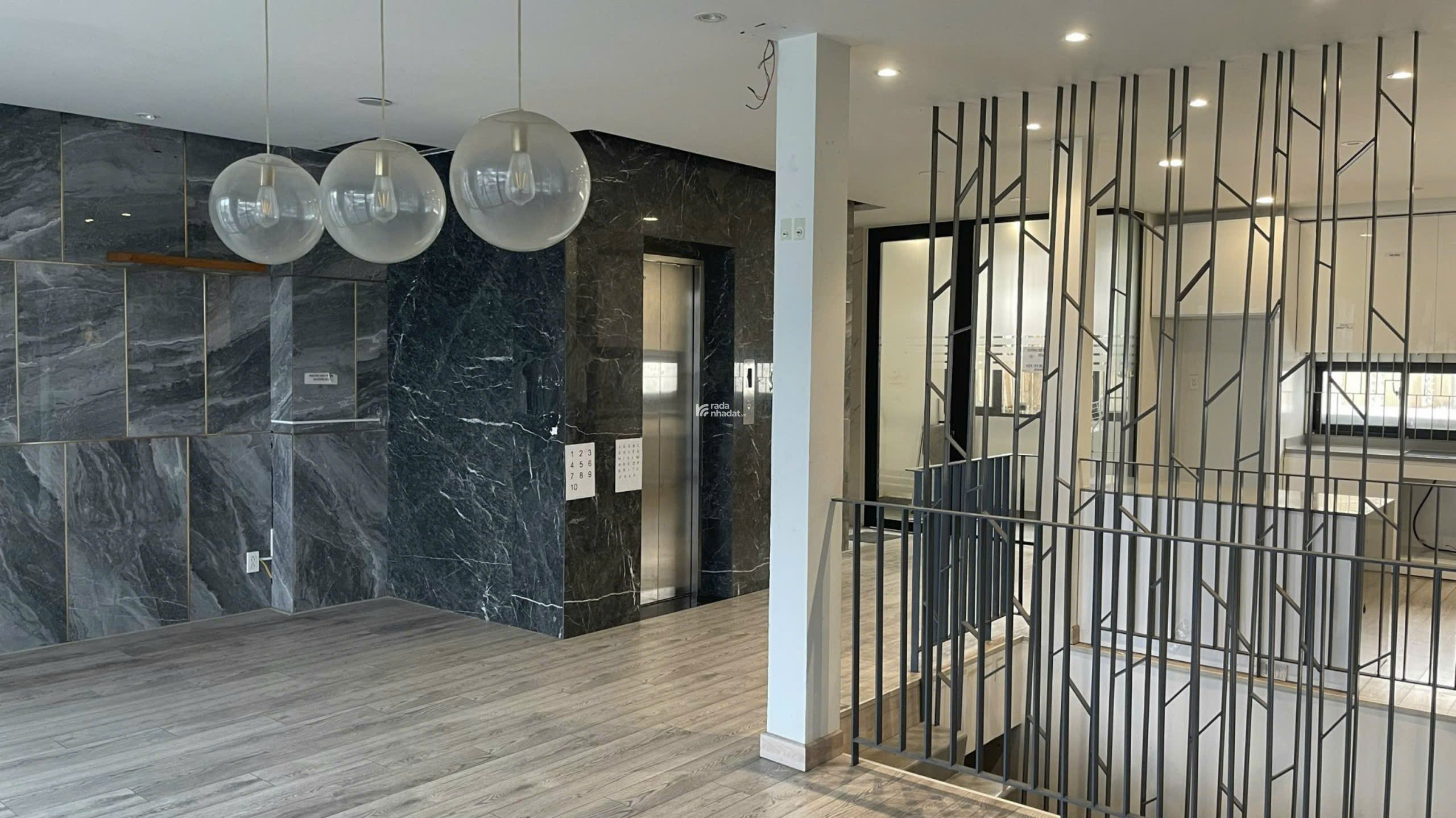 BÁN NHÀ HẺM XE HƠI SƯ VẠN HẠNH -7x14M -GIÁ 28.5 Tỷ 