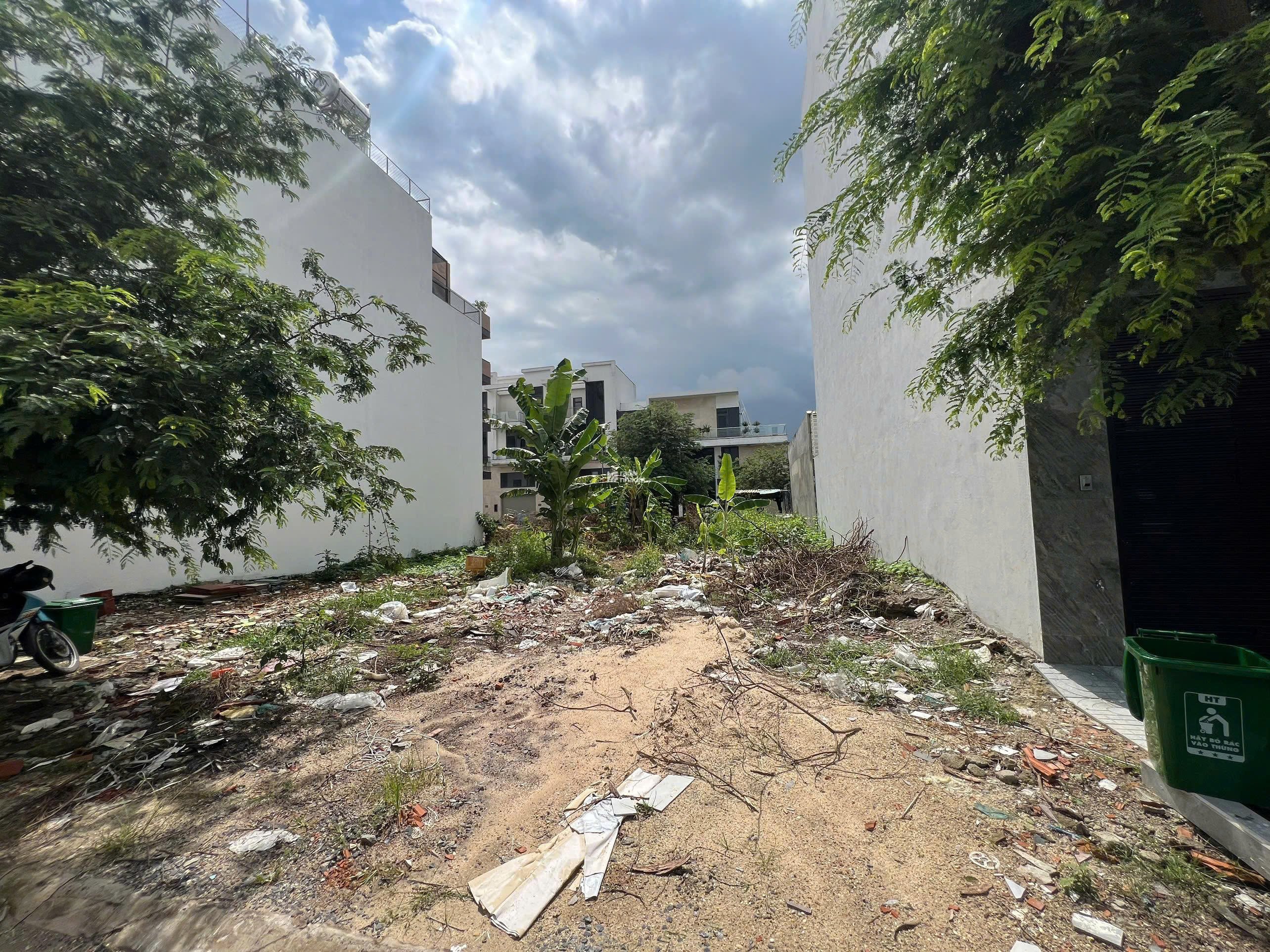 Ngộp bán gấp lô đất full thổ cư 4,5x 20 SHR công chứng ngay - đường xe hơi