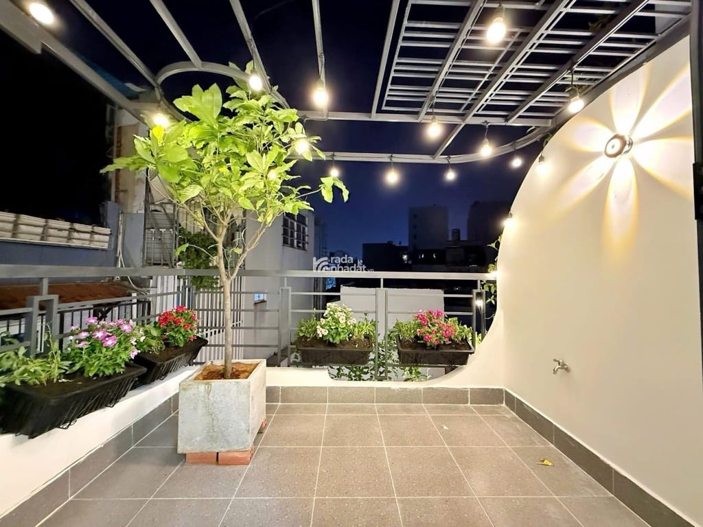 TRUNG TÂM TP. HẺM XE HƠI DUY TÂN, PHÚ NHUẬN, 20M2 CÓ KC Ở NGAY. GIẢM 350TR CHỈ CÒN 4.15T TL 