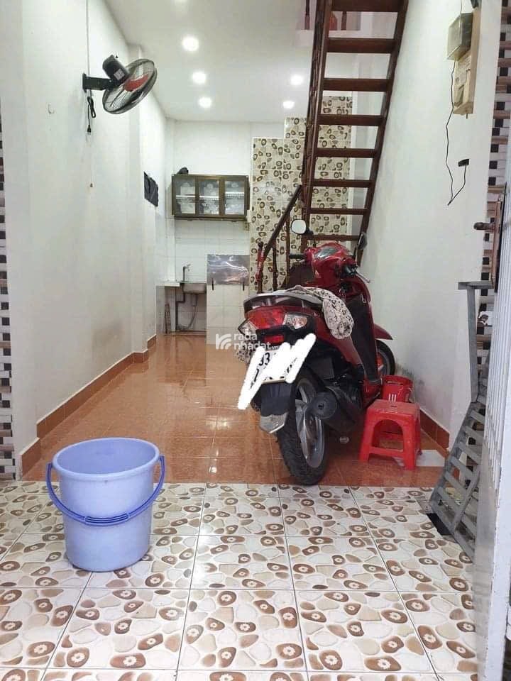 NGUYỄN THIỆN THUẬT, BÌNH THẠNH, 17M2 KINH DOANH SIÊU ĐỈNH. GIẢM 650TR CHỈ CÒN 2T TL 