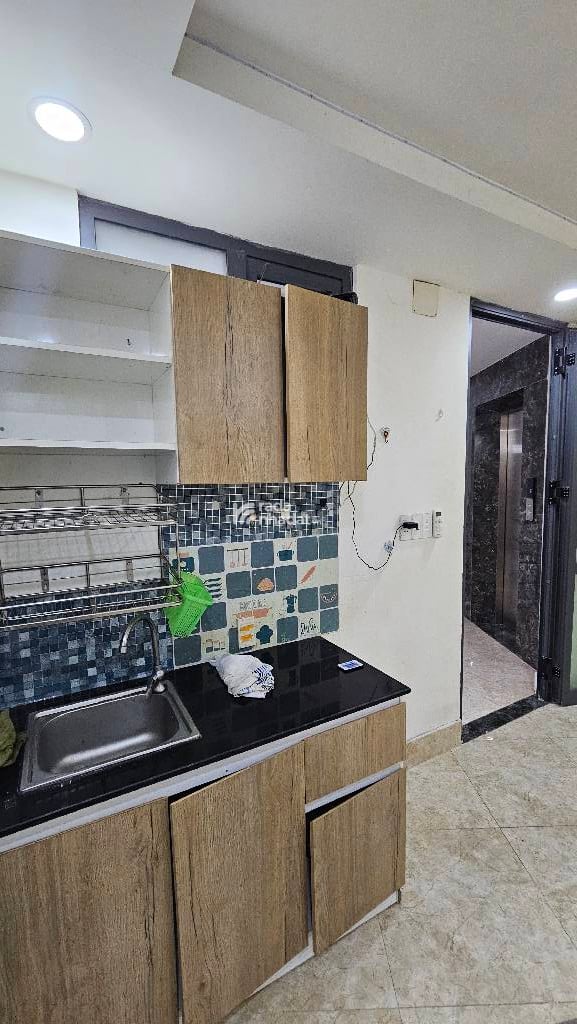 CĂN HỘ DỊCH VỤ 70M2 X 6 TẦNG - THANG MÁY - H.CÔNG - CHO THUÊ BÈO 60TR/TH - HẺM 4M - NHỈNH 12 TỶ TL