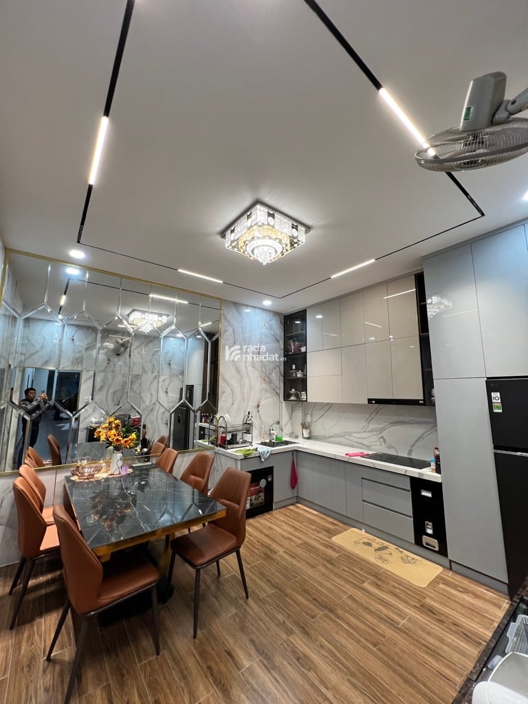 NHÀ MỚI ĐẸP Ở NGAY, HẺM XE TẢI VI VU, GẦN MOONLIGHT RESIDENCES; 7,5X26 CHỈ 23 TỶ.