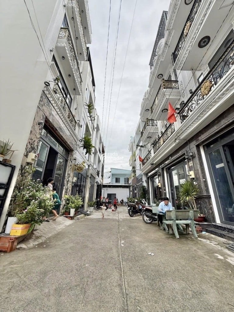 Bán nhà đường phạm đăng giảng bình hưng hoà