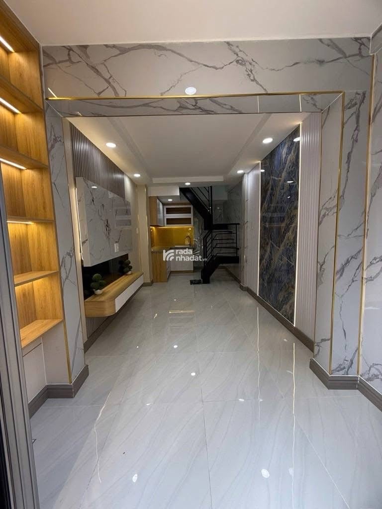 Cần bán nhà HXH đang cho thuê 12tr/tháng, 1T1L 40m2 giá 3.69 tỷ, đường Tô Hiến Thành, P13, Q10, SHR