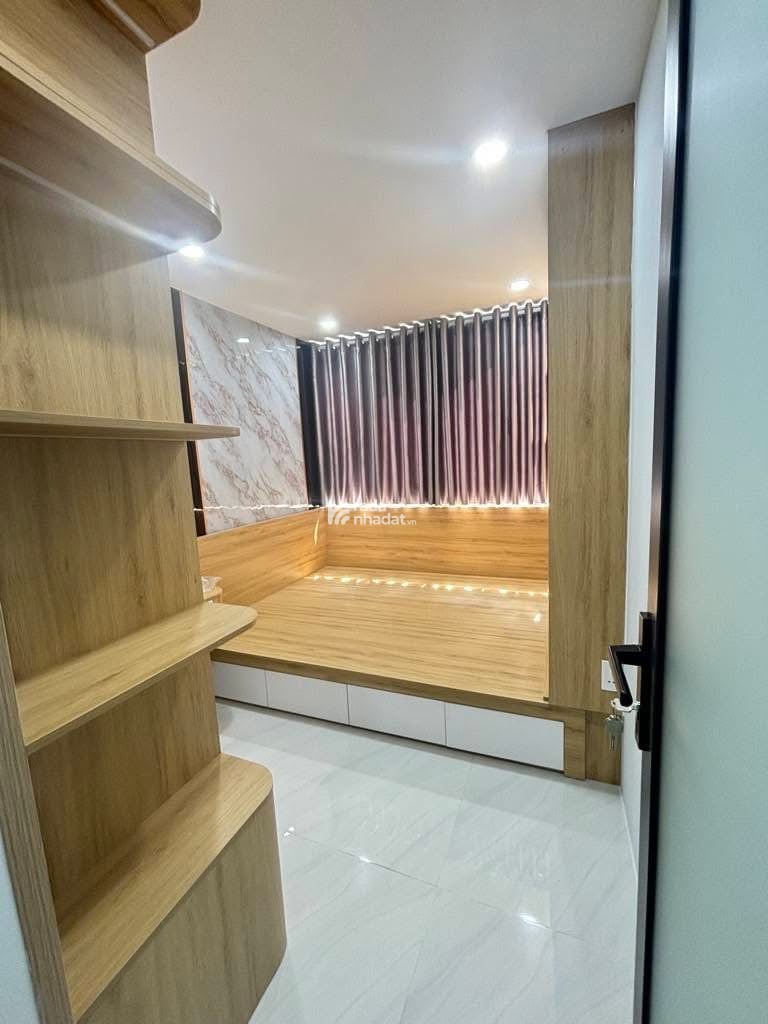 Cần bán nhà HXH đang cho thuê 12tr/tháng, 1T1L 40m2 giá 3.69 tỷ, đường Tô Hiến Thành, P13, Q10, SHR