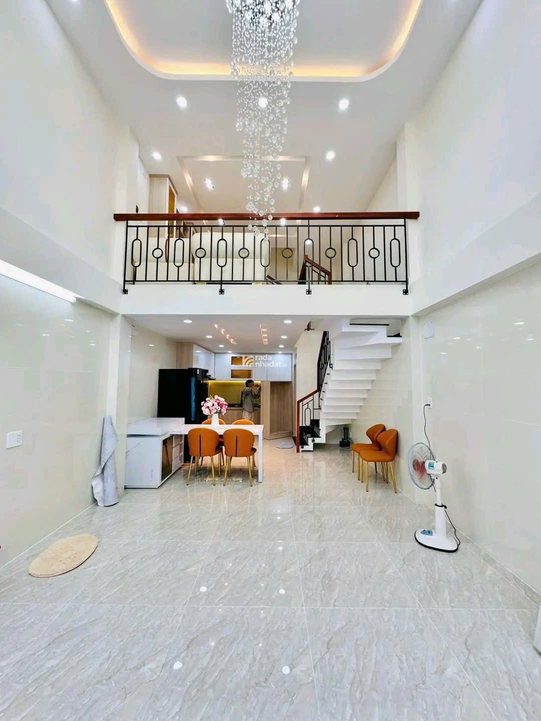 Bán gấp nhà đẹp Phạm Văn Chiêu 69m2 giá 3tỷ390tr, P14 Gò Vấp, sổ hồng riêng