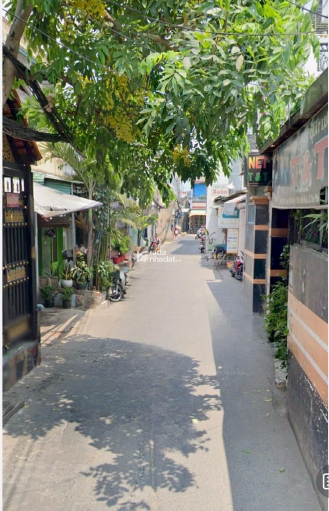 TÂN PHÚ -  GẦN TÔ HIỆU  -  60 M2  -  2 TẦNG -  NỞ HẬU TÀI LỘC  - XE HƠI ĐỖ CỬA - NHỈNH 5 TỶ.