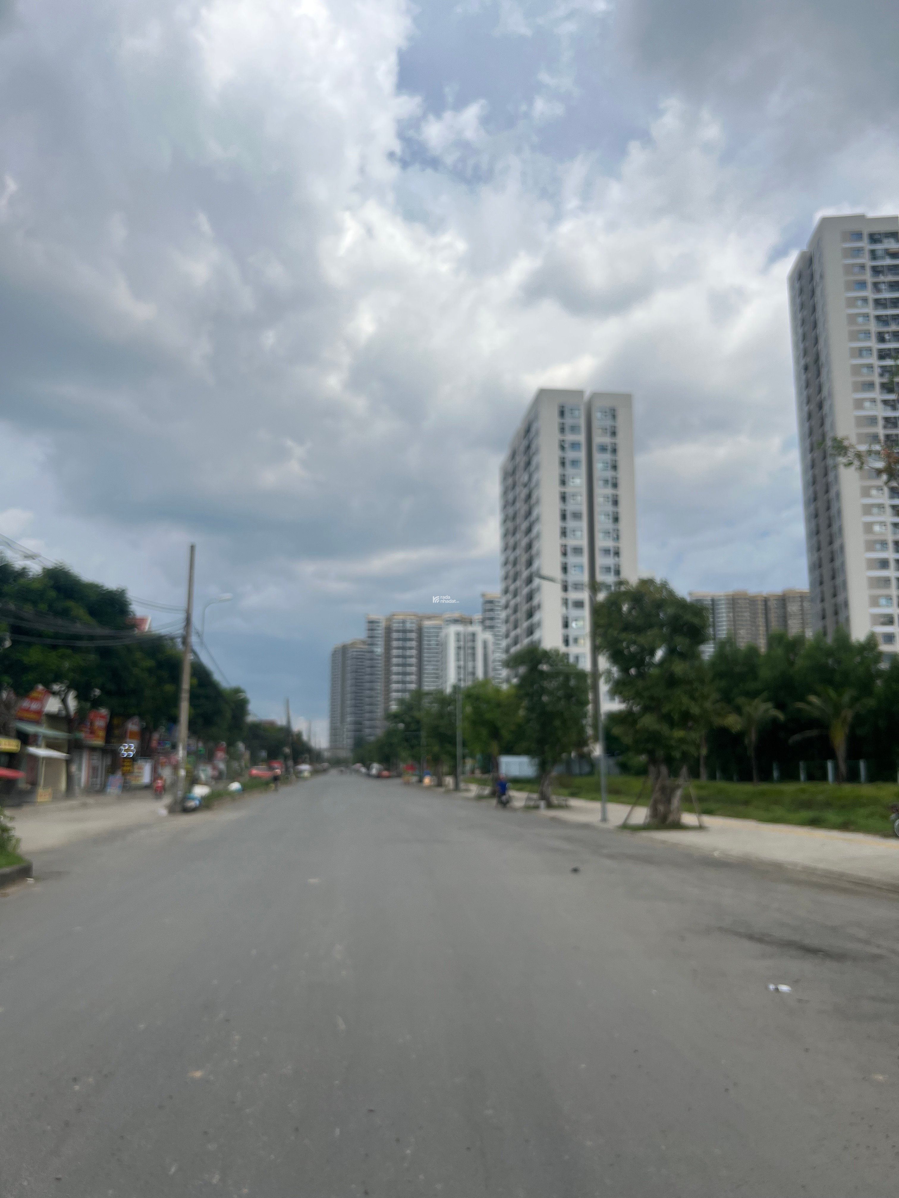 LÔ ĐẤT ĐẸP NGAY VINHOMES GRAND PARK Q9 – CHỈ 4.9 TỶ TL