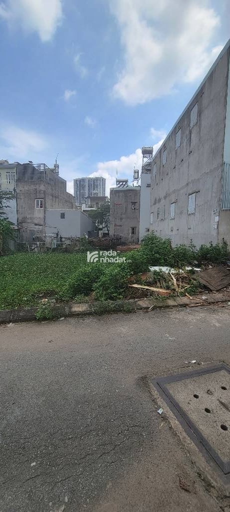 LÔ ĐẤT ĐẸP NGAY VINHOMES GRAND PARK Q9 – CHỈ 4.9 TỶ TL