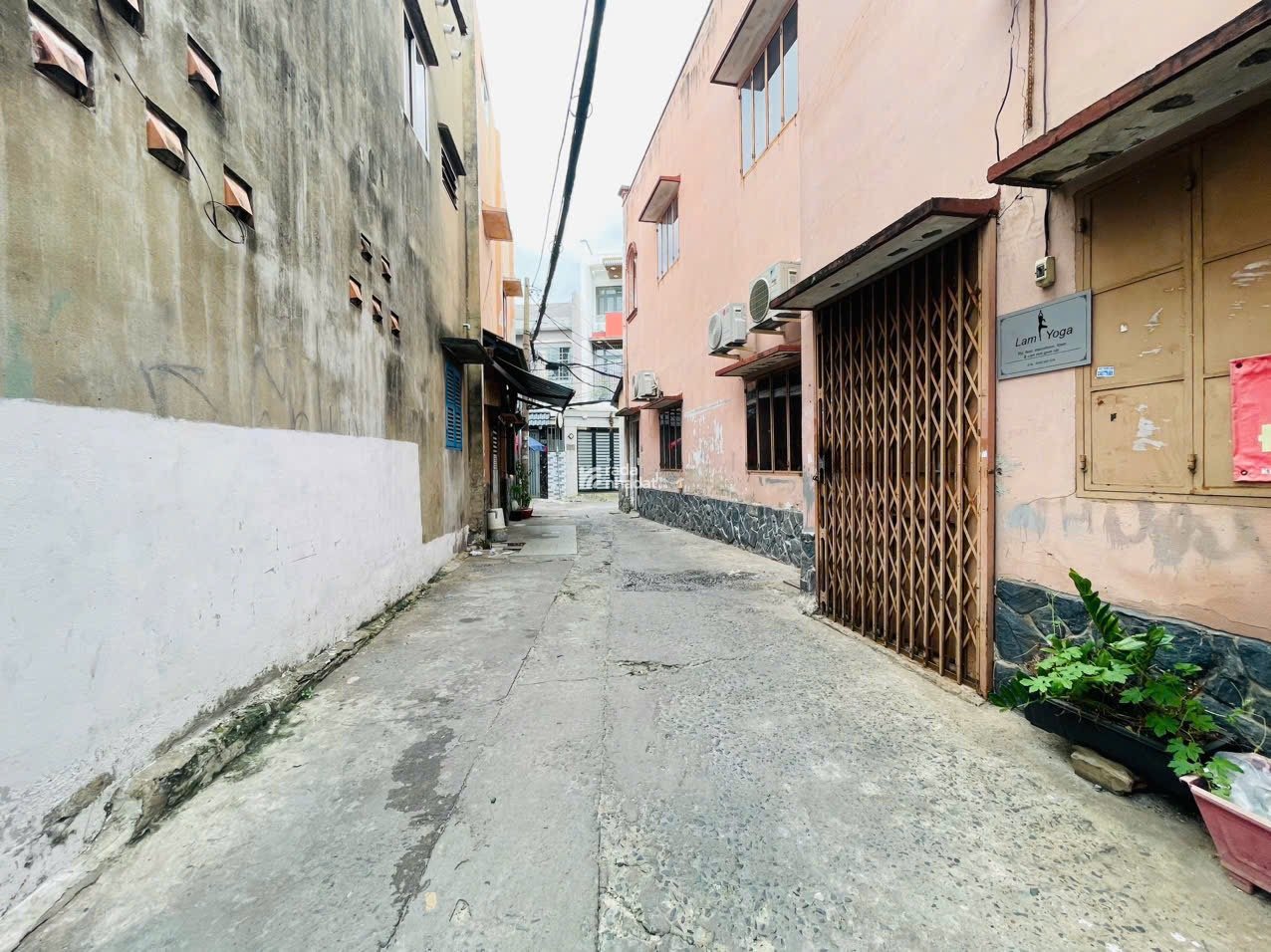 BÁN NHÀ QUANG TRUNG P10, GÒ VẤP. DT 50.5m2, 2PN Sân thượng Giá chỉ 5.6 Tỷ