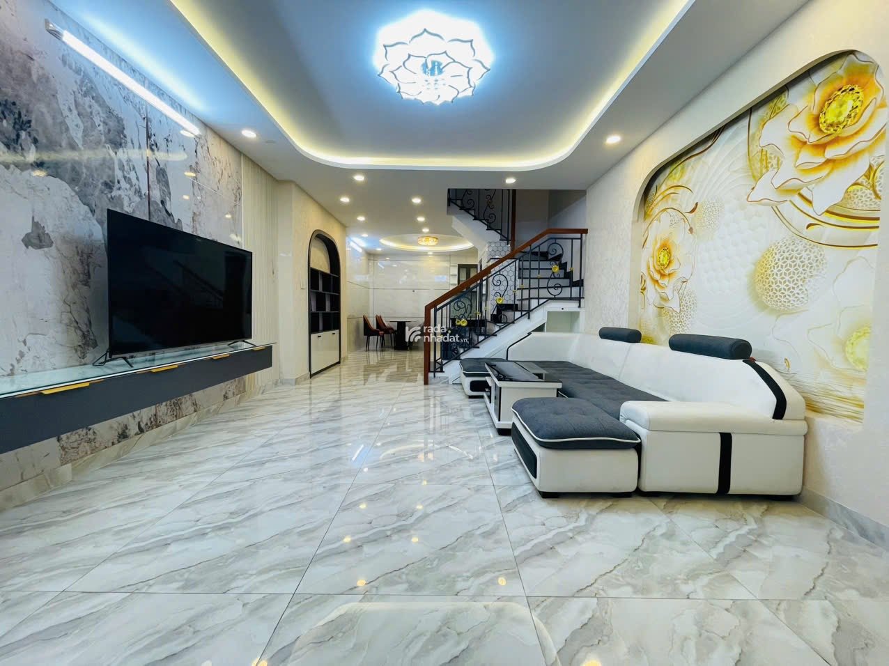 BÁN NHÀ QUANG TRUNG P10, GÒ VẤP. DT 50.5m2, 2PN Sân thượng Giá chỉ 5.6 Tỷ
