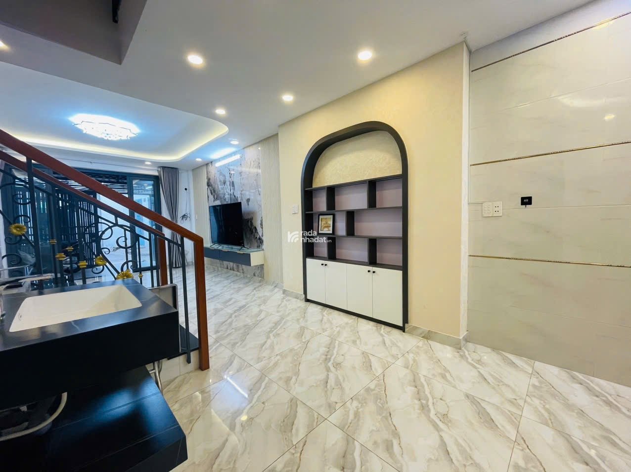 BÁN NHÀ QUANG TRUNG P10, GÒ VẤP. DT 50.5m2, 2PN Sân thượng Giá chỉ 5.6 Tỷ