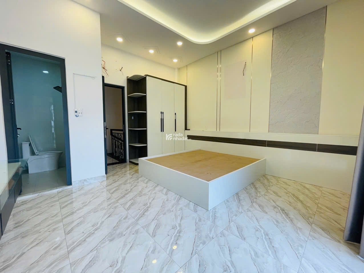 BÁN NHÀ QUANG TRUNG P10, GÒ VẤP. DT 50.5m2, 2PN Sân thượng Giá chỉ 5.6 Tỷ