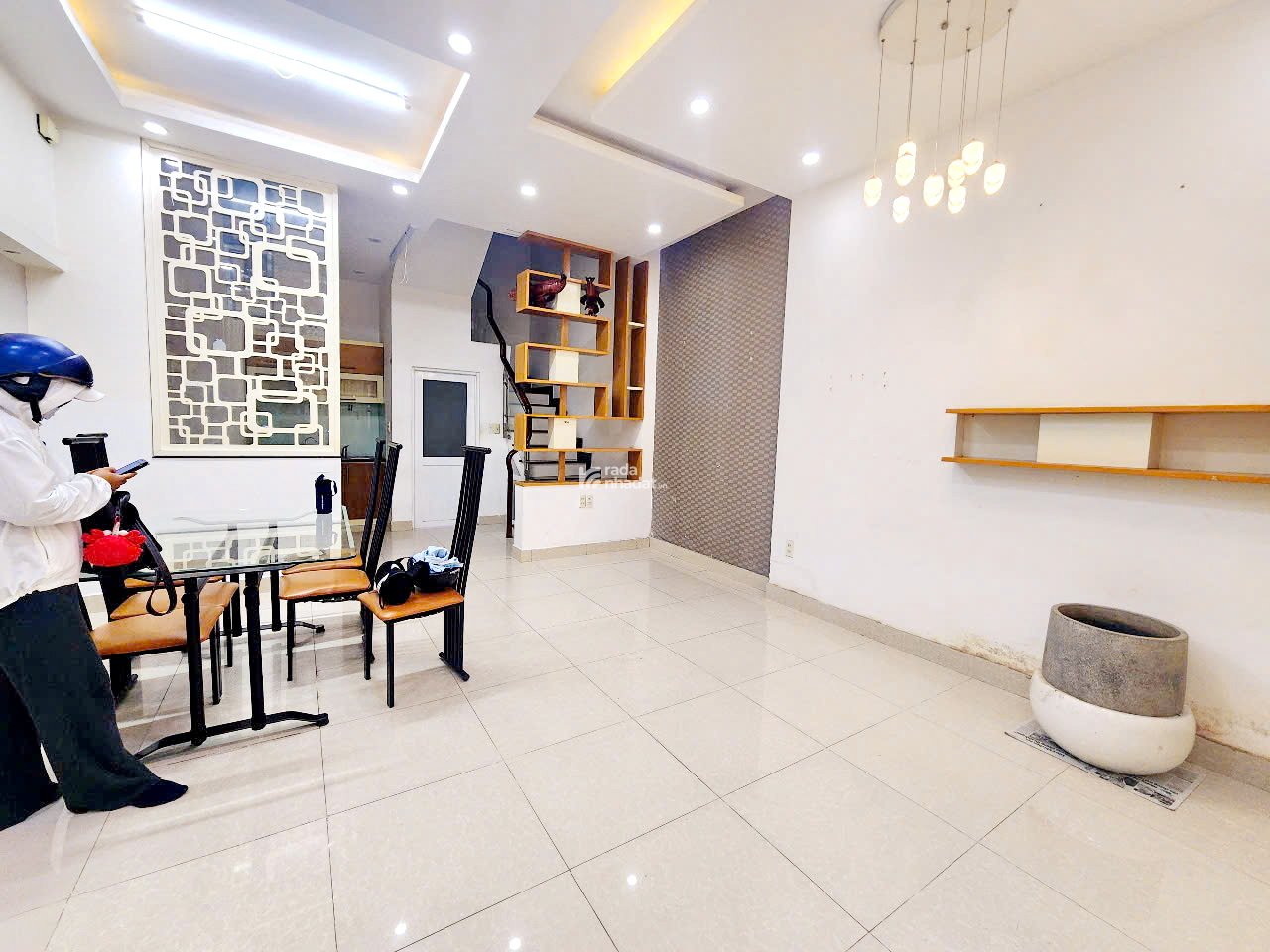 Bán nhà 2 lầu hẻm 125 đường Nguyễn Thị Tần P.Rạch Ông Quận 8