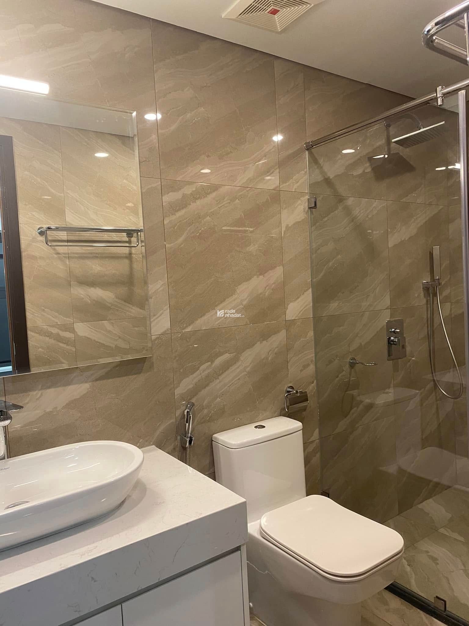 Bán chung cư FLC Star Tower Hà Đông 80m2, 2 ngủ, giá rẻ