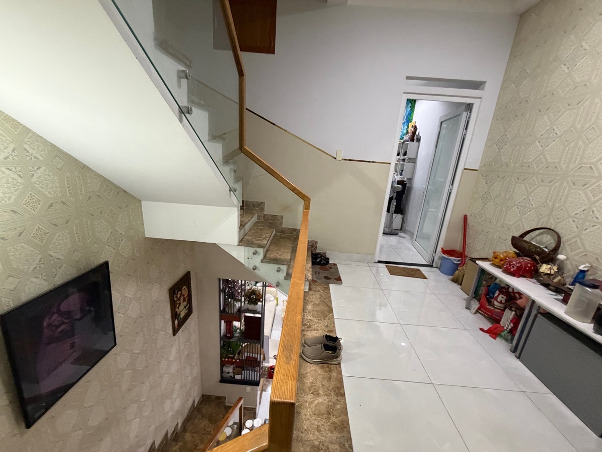 HXH 8m Gò Dầu - Tân Sơn Nhì, 80m2, 4 tầng, 6PN, full nội thất, an ninh, Chỉ 9.9 tỷ TL