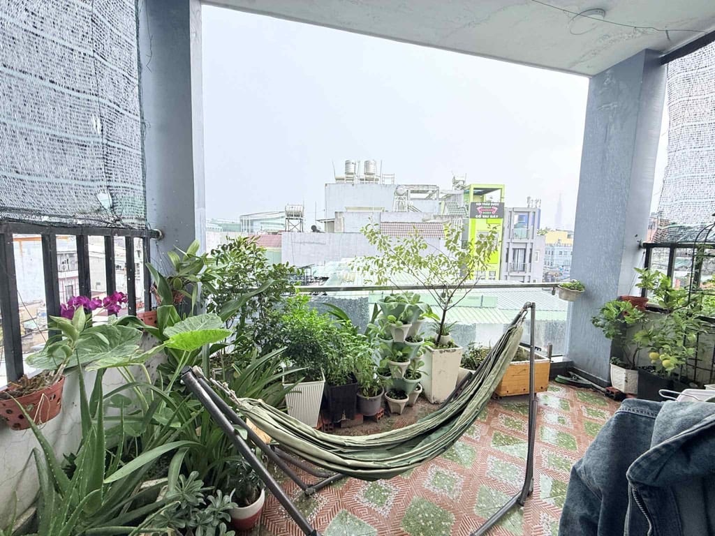 HẺM XE HƠI CHU VĂN AN, BÌNH THẠNH, 4 TẦNG NỞ HẬU CỰC ĐẸP. GIẢM 350TR CHỈ CÒN 7.5T TL