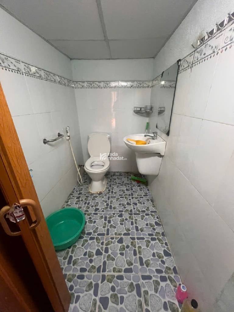 NGAY AEON MALL, HẺM XE HƠI GÒ DẦU, TÂN PHÚ, 24M2 NGANG HIẾM CÓ. GIẢM 550TR CHỈ 2.8T 