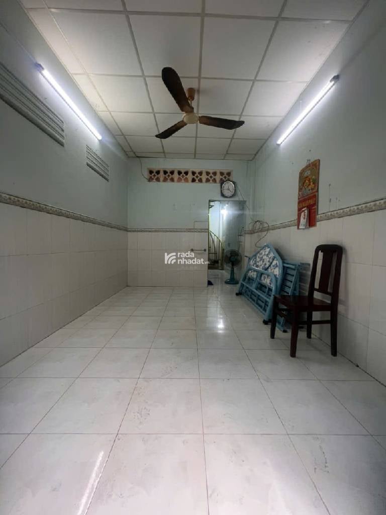 NGAY AEON MALL, HẺM XE HƠI GÒ DẦU, TÂN PHÚ, 24M2 NGANG HIẾM CÓ. GIẢM 550TR CHỈ 2.8T 