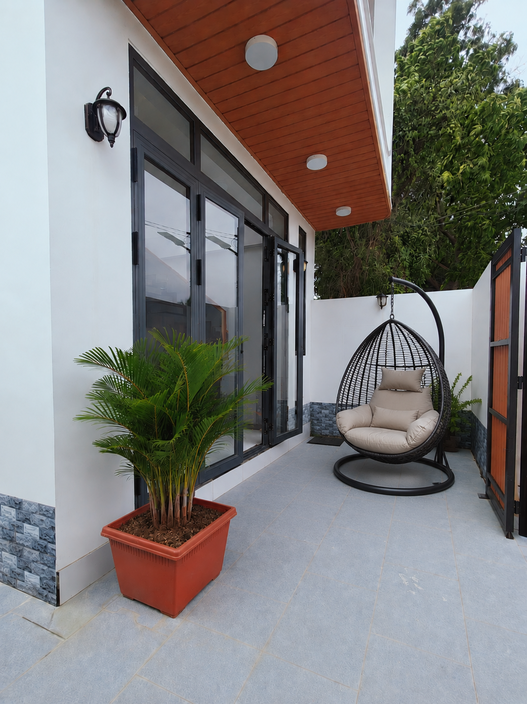 NHÀ ĐẸP 2PN SỔ HỒNG HOÀN CÔNG - CÁCH QL50 CHỢ CẦN ĐƯỚC 450M