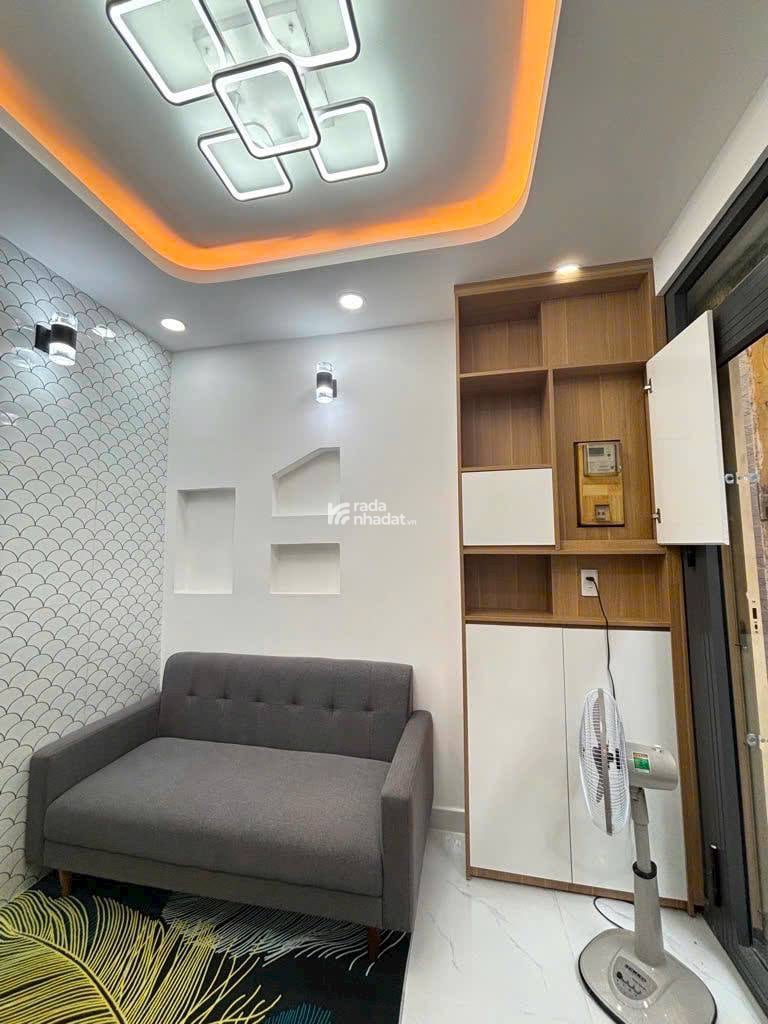 NHÀ P1 GÒ VẤP 3 PHÒNG NGỦ - HẺM GẦN MẶT TIỀN - TẶNG NT - 3.25 TỶ 