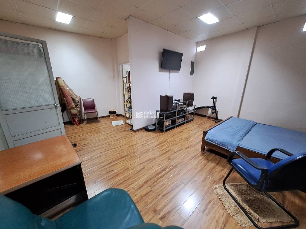 KHU VIP TÂN BÌNH - 2 TẦNG - XE HƠI NGỦ TRONG NHÀ