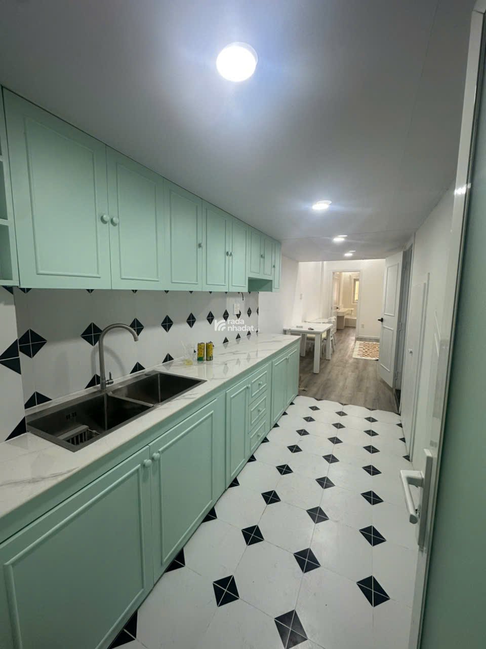 BÁN GẤP CĂN HỘ TRUNG TÂM CHỢ BẾN THÀNH 73 m2, 2PN chỉ 4,7 tỷ