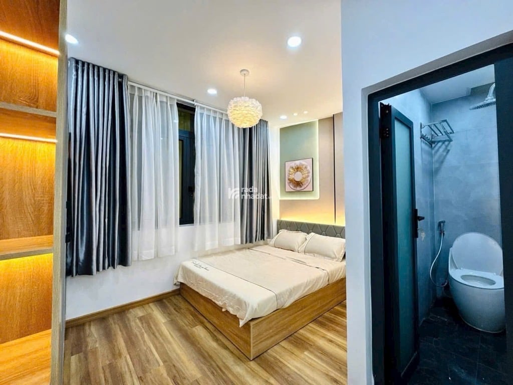 SIÊU PHẨM, HẺM XE HƠI LÊ QUANG ĐỊNH, BÌNH THẠNH, 26M2 CÓ KC Ở NGAY. GIẢM 650TR CHỈ CÒN 4.85T TL 