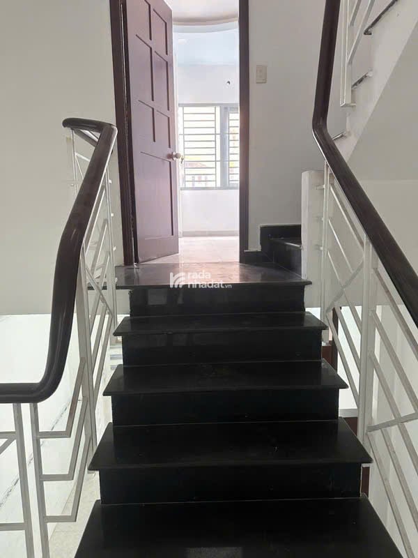 Nhà mới sạch đẹp Gò Dầu, Tân Phú - sát mặt tiền Gò Dầu - DT 4x14m, Giá chỉ 5,9 tỷ