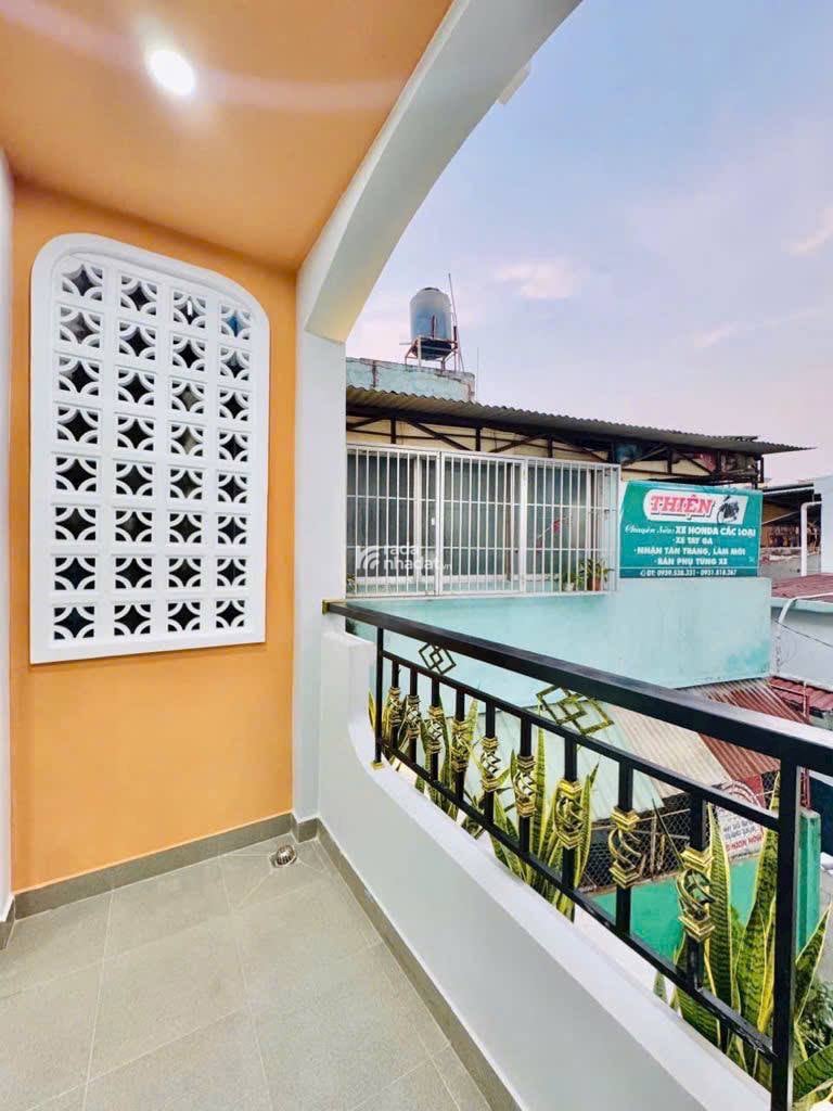 [BÌNH THẠNH] - PHAN VĂN TRỊ 44M2 -  CĂN GÓC NGAY NGÃ 5 BÌNH HOÀ - 4.95 TỶ