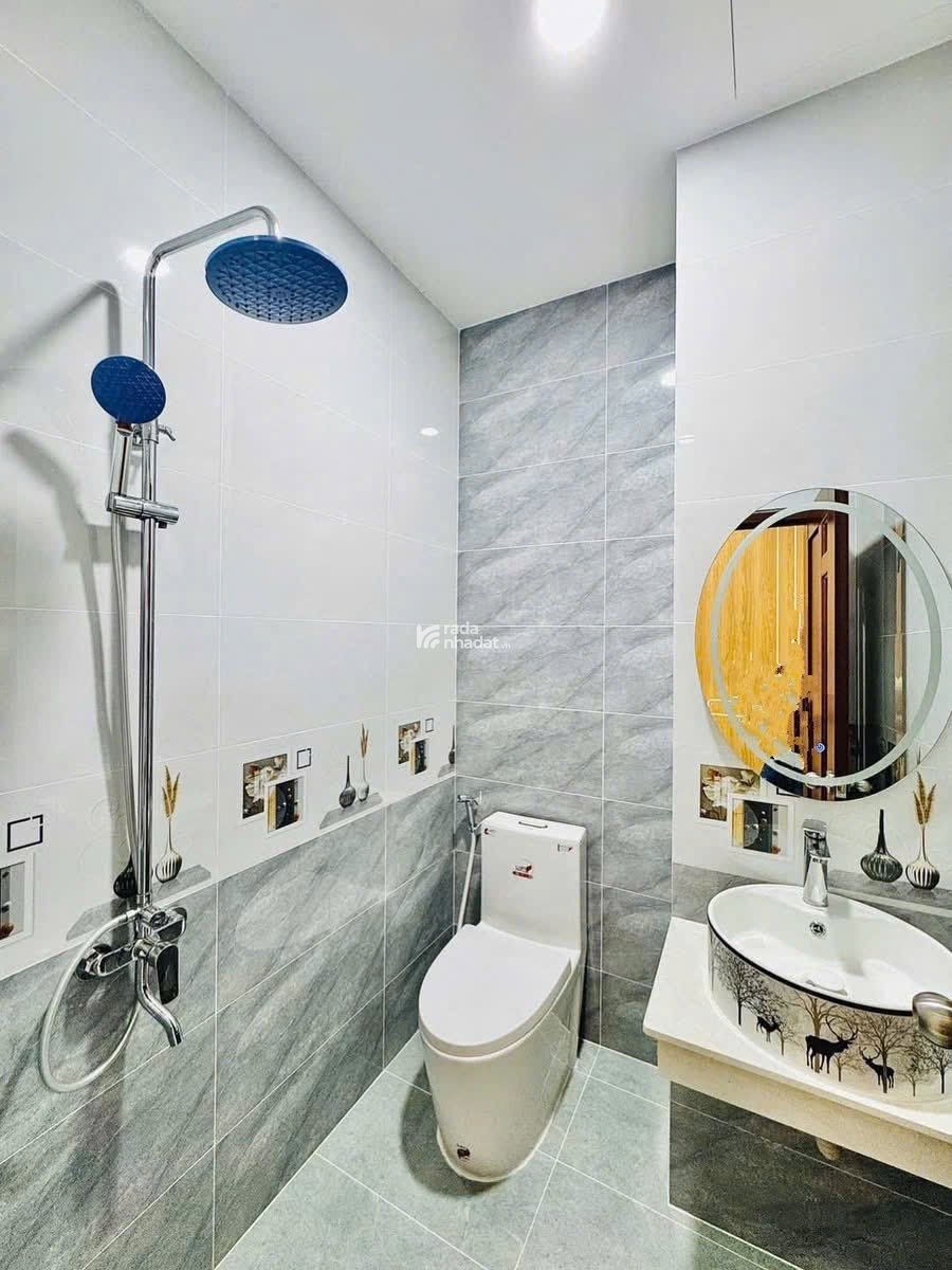 Bán gấp nhà đẹp giá tốt, 3 Tỷ 920 có ngay nhà Nguyễn Bậc P3 Tân Bình với DT 47m2 , 4 Phòng Ngủ