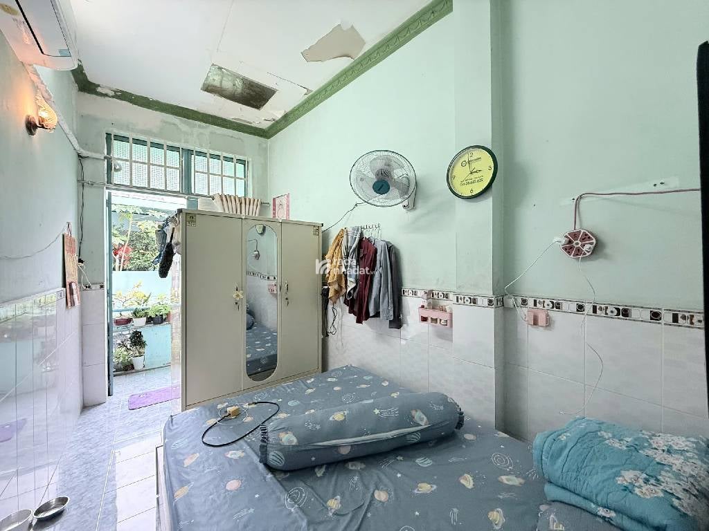 GẦN MẶT TIỀN HUỲNH VĂN BÁNH, PHÚ NHUẬN, 33M2 NGANG HIẾM CÓ. GIẢM 2T CHỈ 5.36T TL 