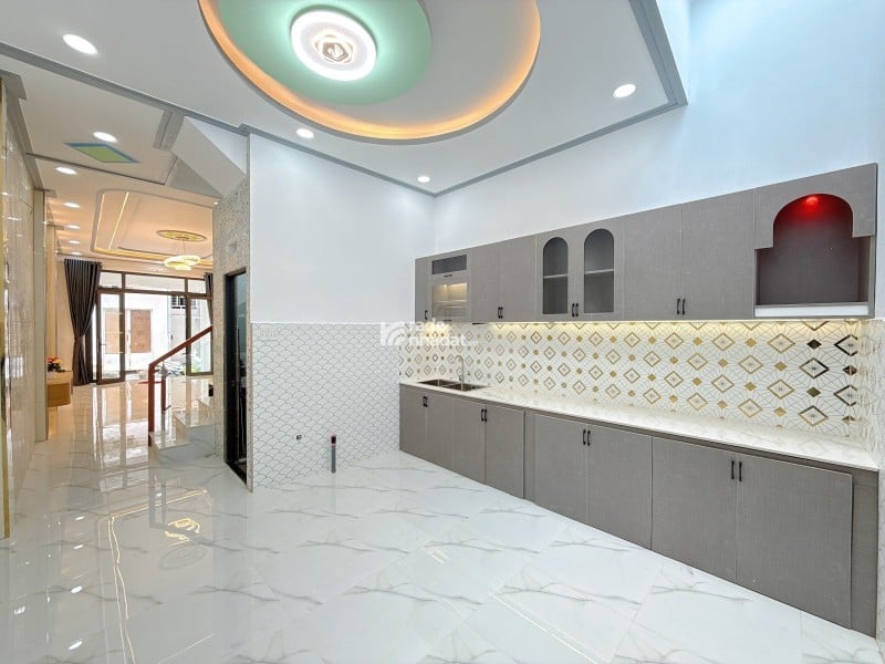 BÌ TÂN 4M x 16M - 3PN GIÁ CHỈ 4 TỶ 860 GẦN CHỢ BÌNH TRỊ LIỀN KỀ TÊN LỮA -