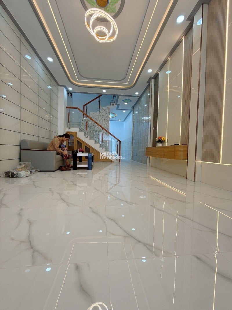 BÌ TÂN 4M x 16M - 3PN GIÁ CHỈ 4 TỶ 860 GẦN CHỢ BÌNH TRỊ LIỀN KỀ TÊN LỮA -