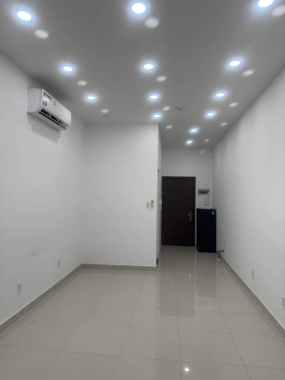 The Sun Avenue - Cho thuê văn phòng diện tích 33m2 giá chỉ 11 triệu/tháng
