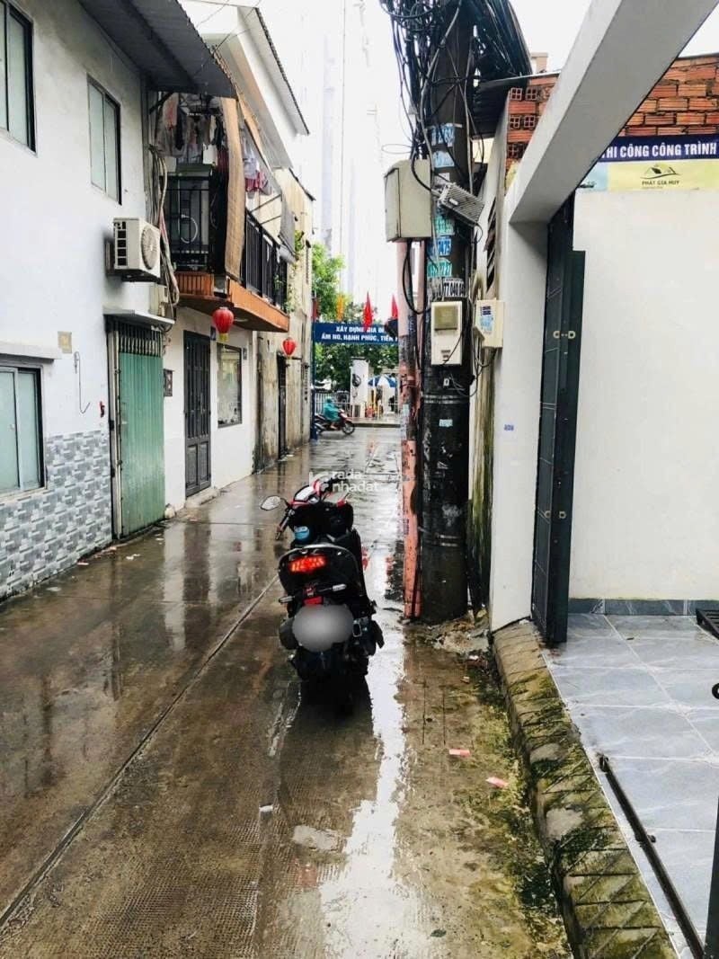 Hxh 5m Nguyễn Sơn, 51m2, 3 tầng 4PN mới đẹp, chỉ 7.3 tỷ, xách vali vào ở ngay!