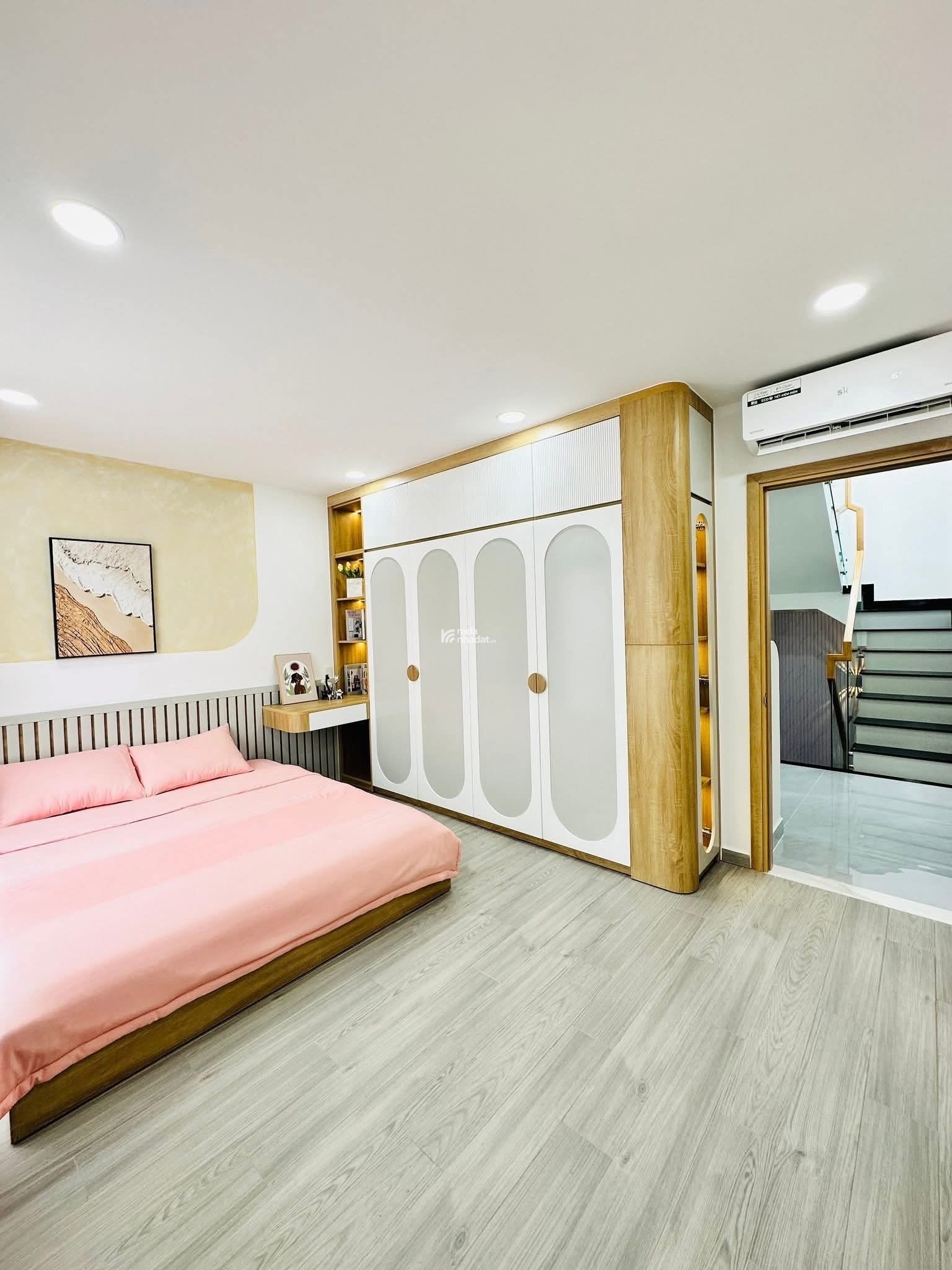 BÁN NHÀ 4 TẦNG MỚI XÂY - 4.5x9 - FULL NỘI THẤT - ĐƯỜNG PHAN HUY ÍCH - CHỈ 5.98 TỶ TL