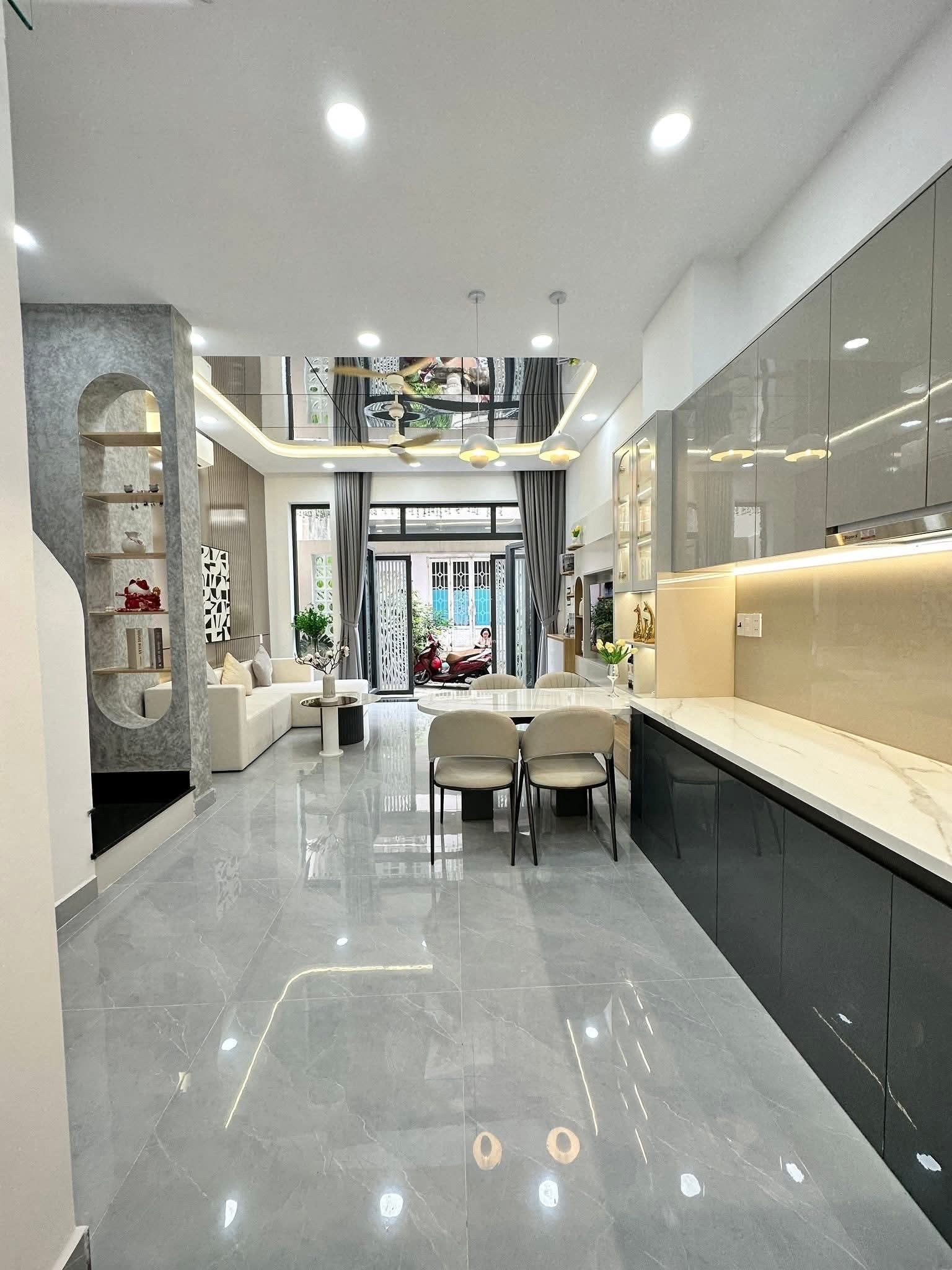 BÁN NHÀ 4 TẦNG MỚI XÂY - 4.5x9 - FULL NỘI THẤT - ĐƯỜNG PHAN HUY ÍCH - CHỈ 5.98 TỶ TL