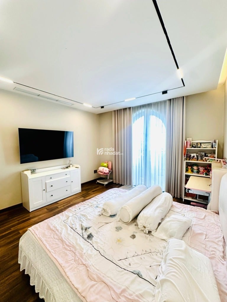 SIÊU PHẨM 7 TẦNG – MẶT TIỀN PHẠM VĂN HAI - P.1, Q. TÂN BÌNH