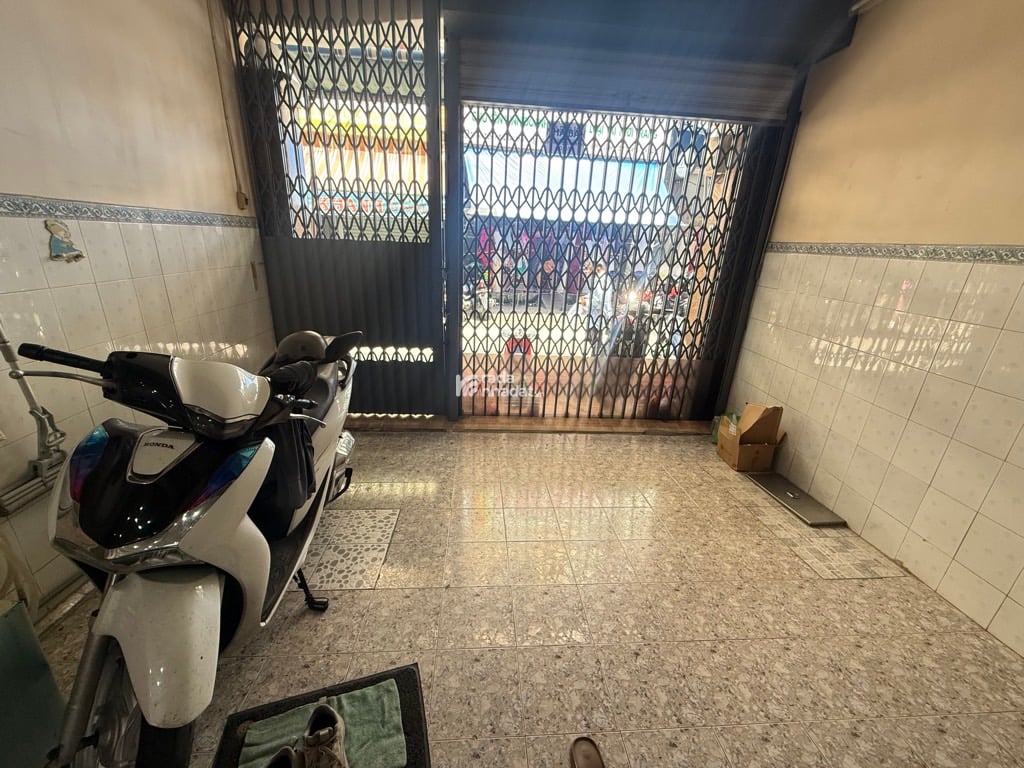 SÁT SÂN BAY, HXH HOÀNG VĂN THỤ, PHÚ NHUẬN, 502M2 CÓ KC Ở NGAY. GIẢM 350TR CHỈ 130T TL 