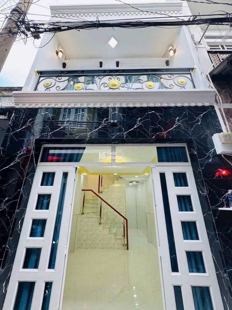 NHÀ XÂY MỚI DỌN VÀO Ở NGAY - KỀ BÊN LÊ THÚC HOẠCH - BÌNH LONG