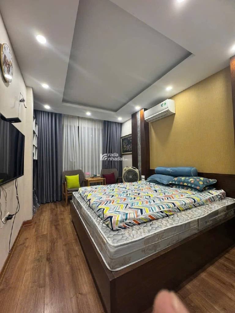 5 TẦNG CẦU GIẤY - KHU PHÂN LÔ QUÂN ĐỘI - SỔ VUÔNG 30M2 - Ô TÔ ĐỖ CỬA NGÀY ĐÊM 2 BÊN ĐƯỜNG