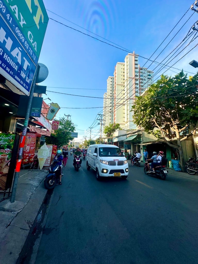 BÁN NHÀ MẶT TIỀN MÃ LÒ BÌNH TÂN 95M2 5 TẦNG KINH DOANH ĐỈNH CHỈ 10.5 TỶ