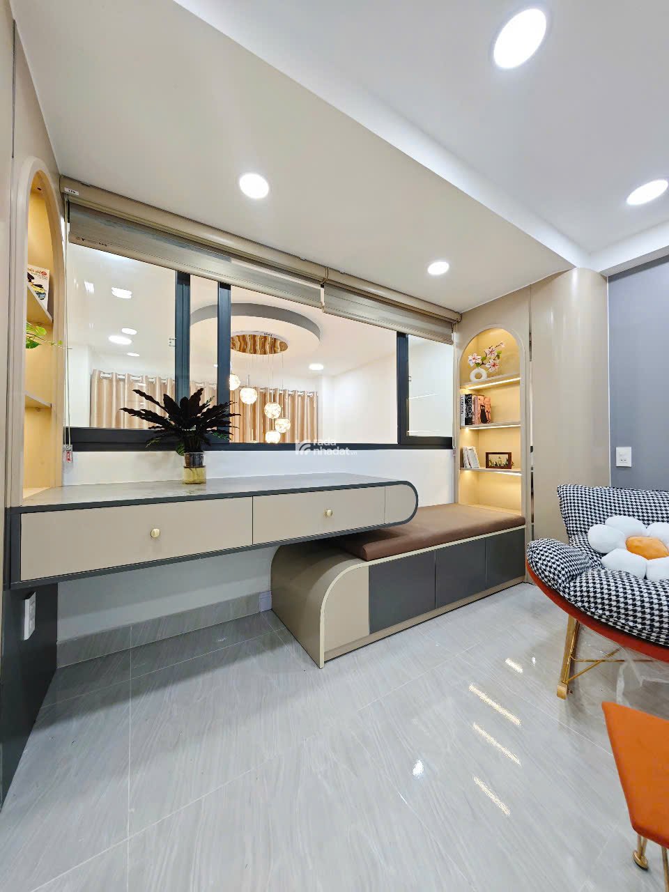  BÁN NHÀ ĐẸP FULL NỘI THẤT - 4 TẦNG - 55M2 - CHỈ 9 TỶ