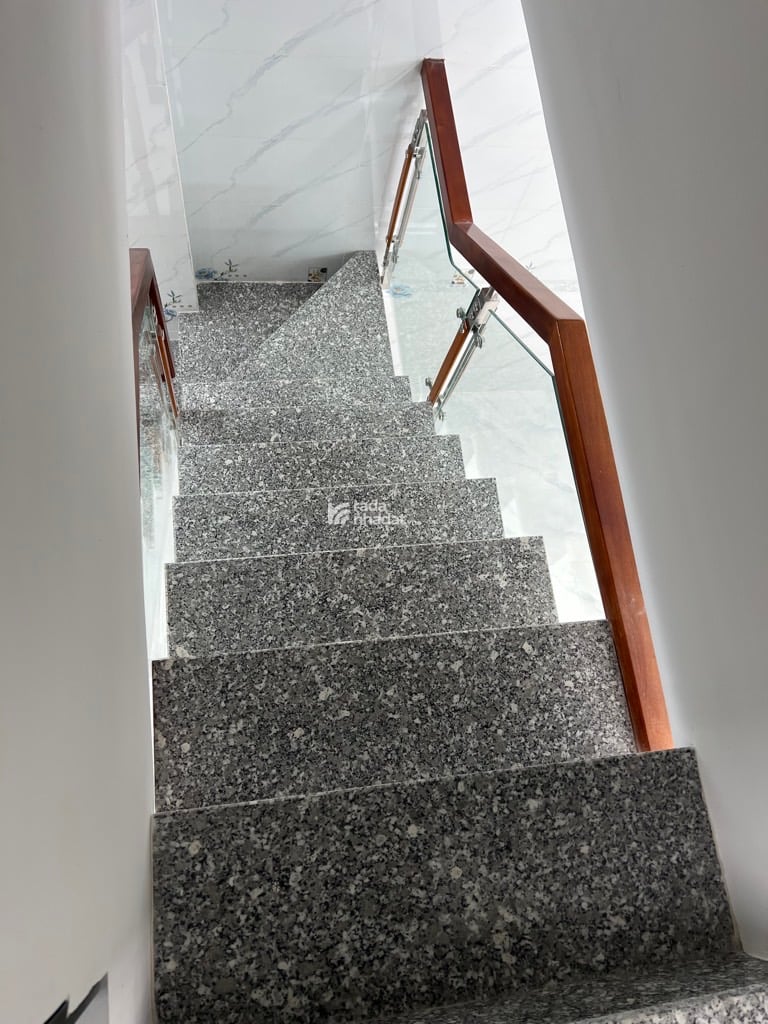 Bán nhà Huỳnh Tấn Phát (xe hơi gần cửa); 21m2; 2 tầng; nhà mới; sổ hồng hoàn công