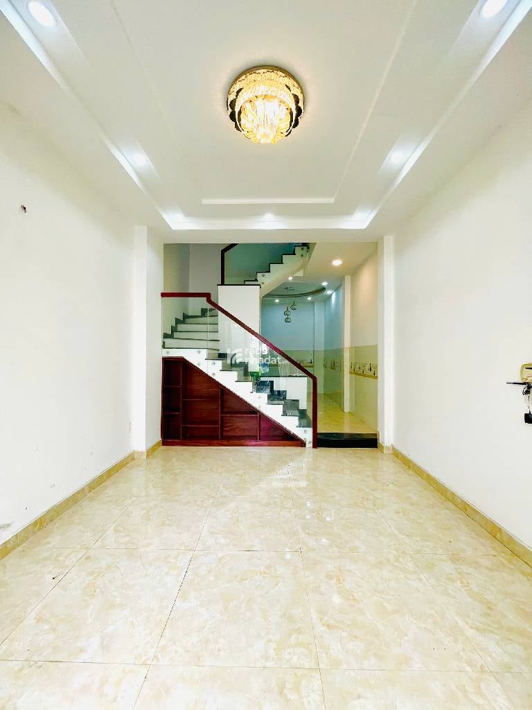   Nguyễn Biểu   Phường 1 Quận 5  